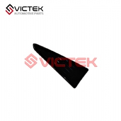LEFT FENDER TRIM PLATE 609000968AA
